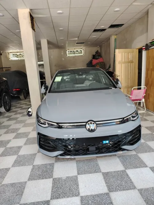 Volkswagen Golf 8 2025 R-Line