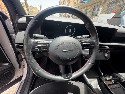 Hyundai Tucson 2025 1,6 essence hybride