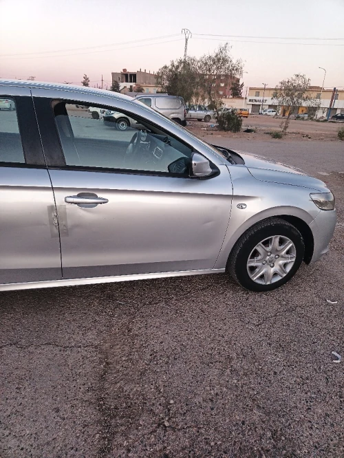 Peugeot 301 2015 Active
