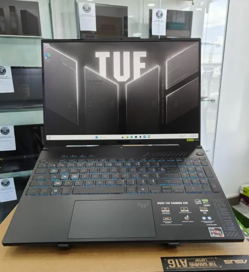 ASUS TUF Gaming A16 (2024)  RTX 4050 / Ryzen 7 / 16 Go RAM / 512 Go SSD / 16" 165Hz