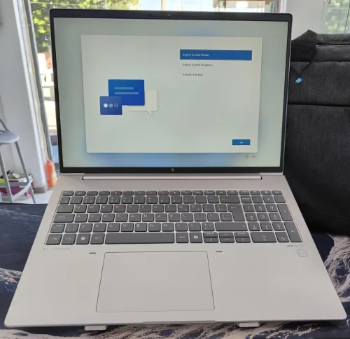 HP EliteBook 665 G11  Ryzen 7 Pro 7735U / 16 Go / 512 Go SSD / Radeon 680M / Écran 16" FHD Tactile
