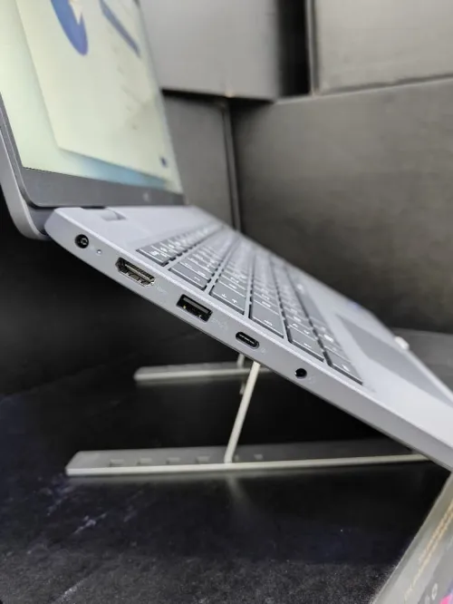 DELL LATITUDE 3550 i5 1335U 16GB 512SSD 15,6"FHD NEUF SOUS EMBALLAGE