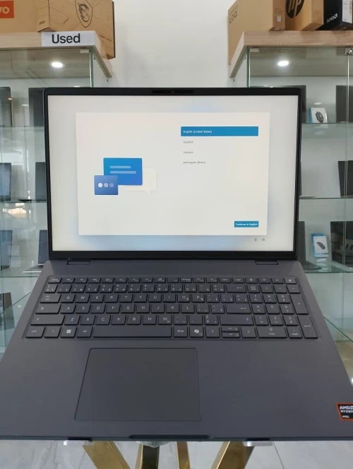 Dell PRO 16 (2025)  AMD Ryzen 5 PRO 230 / 16Go RAM / 512 Go SSD / 16" FHD+