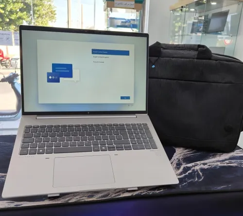 HP EliteBook 665 G11  Ryzen 7 Pro 7735U / 16 Go / 512 Go SSD / Radeon 680M / Écran 16" FHD Tactile