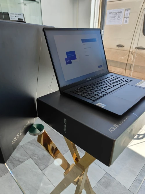 ASUS ZENBOOK 14 i5-1240P 8GB 512SSD 14" WQXGA NEUF SOUS EMBALLAGE