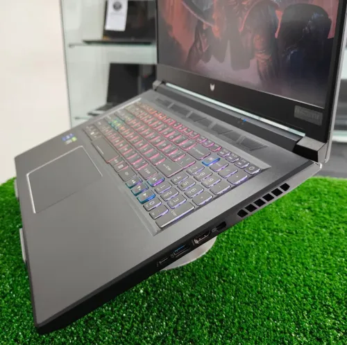 ACER PREDATOR HELIOS 300 i9 11900H 16GB 512SSD RTX3060 6GB 17,3" QHD 165HZ ETAT EXCELLENT