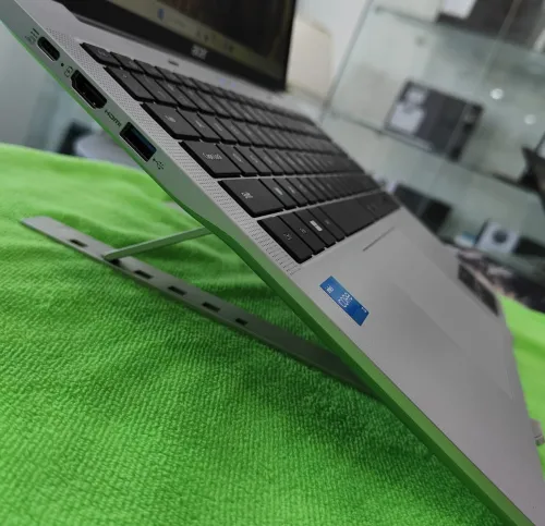 Acer Aspire Lite 16 (2024)  Core i3 13e Gen / 8 Go RAM / 512 Go SSD / 16" IPS