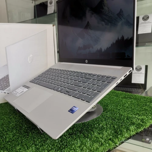 HP OMNIBOOK 5 AI ULTRA 7 16GB 1TB 16"2K TACTILE NEUF SOUS EMBALLAGE