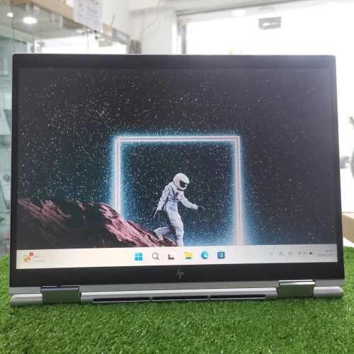 HP EliteBook 830 G10 x360 | i7-1365U | 32GB RAM | 512GB SSD | 13.3" Tactile | Très Bon État