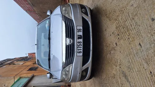 Dacia Logan 2011 La toute