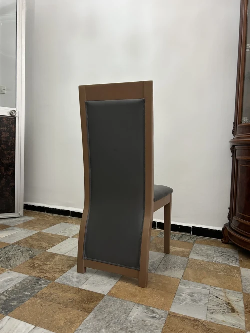 6 chaises en hêtre