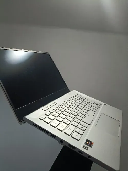 Asus ROG zephyrus G14