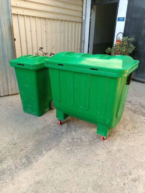  bac ordure plastique 660l240l 770lt