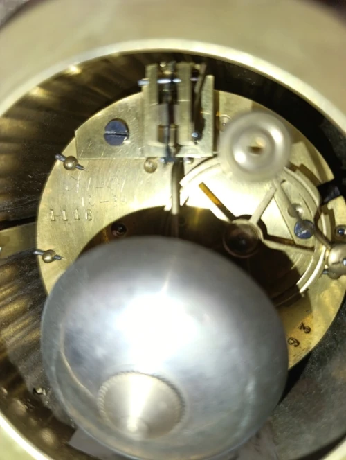 Pendule de cheminée ancienne en régule doré - XIXe siècle
