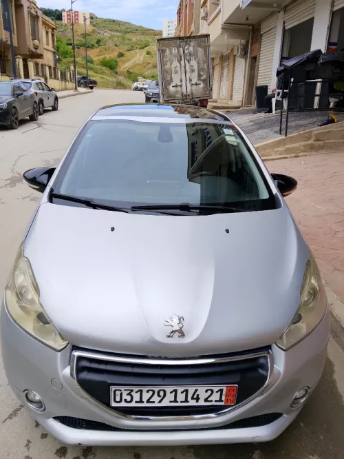 Peugeot 208 2014 Allure