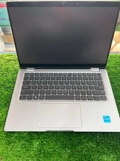 PC PORTABLE DELL LATITUDE 5320 i3 11em