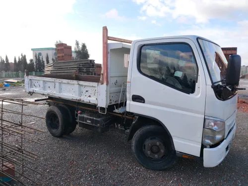 Mitsubishi Fuso 2016