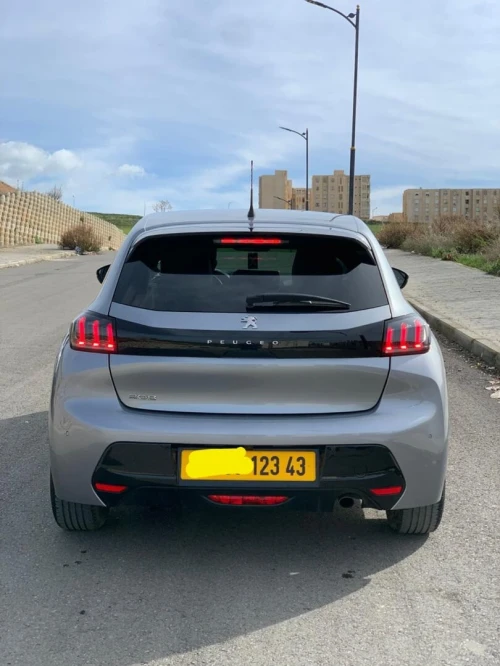 Peugeot 208 2023 Allure Pack