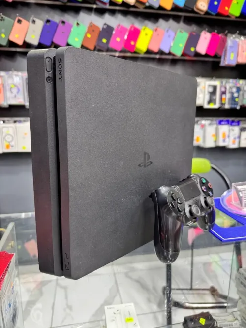Ps4 Slim flashe Version 12.52 Très Bon etat
