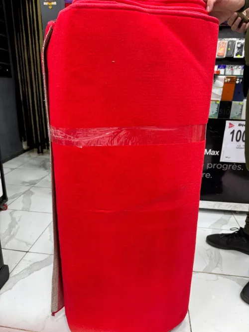 Tapis rouge 20M*1.5M