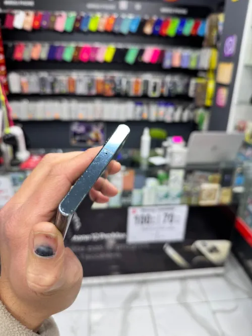 Samsung Galaxy s22 ultra 12/512 double puce Bon état
