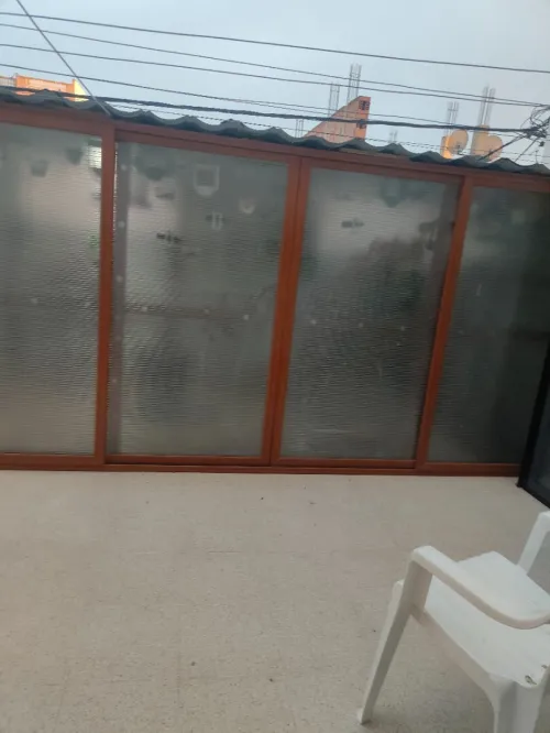 Bonjour je vends une volière avec 22chardon