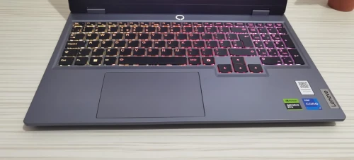 LENOVO LOQ Intel i7 13650HX - 24GB DDR5- SSD 1TB - Nvidia RTX 4060 8GB - 15.6" Full HD 144Hz