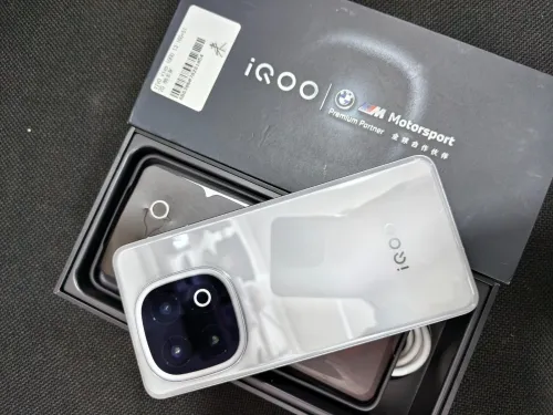 Vivo IQOO 13