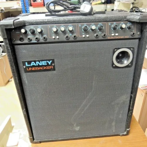 Amplificateur guitar et synthétiser piano