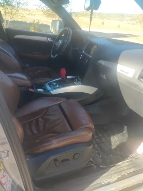 Audi Q5 2010 Off Road