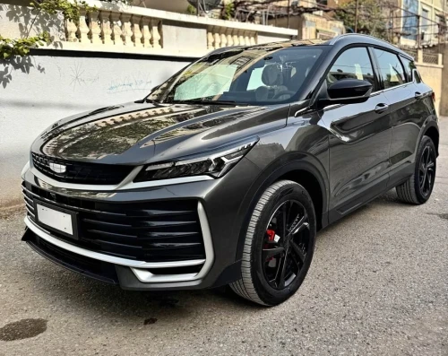 Geely Coolray 2025 Full option sabou rouge twa lkbir lmal w siege électrique