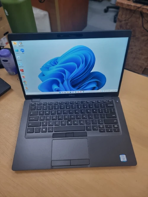 dell latitude 5400 i7 8ém génération 16gb ram 512 SSD
