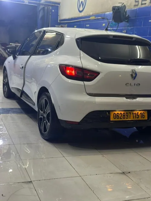 Renault Clio 4 2015 Limited