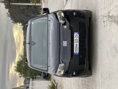 Fiat Doblo 2023 Italien