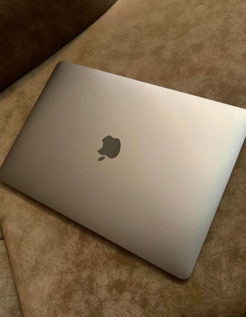 MacBook