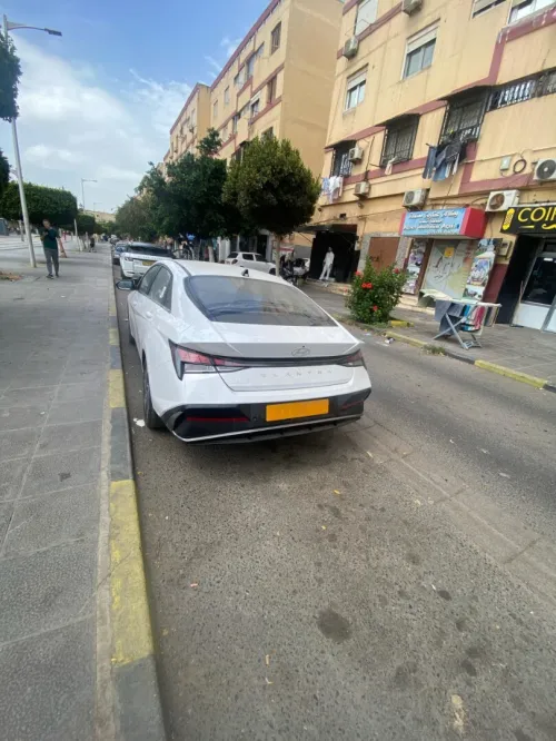 Hyundai ELANTRA 2025 GLX Elite