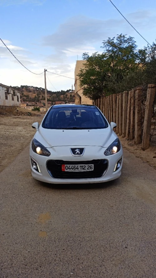 Peugeot 308 2012 