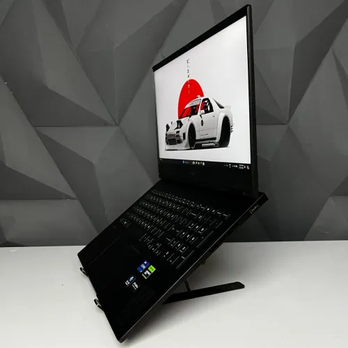 HP OMEN 16 / i7 13650HX / 16gb 4800Mhz/ 1TB ssd nvme / LAPTOP / 240Hz 16"