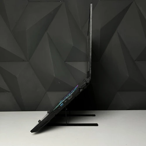 MSI KATANA17 B12V /i7 12650H(12CORE/16THREAD)/RTX 4070 8GB/16GB DDR5/512GB NVME GEN4/LAPTOP/17"144Hz