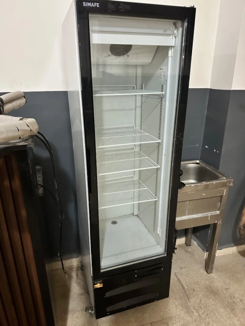 65/Frigo simafe 1m70