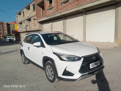 Toyota Yaris L 2023 Yaris L