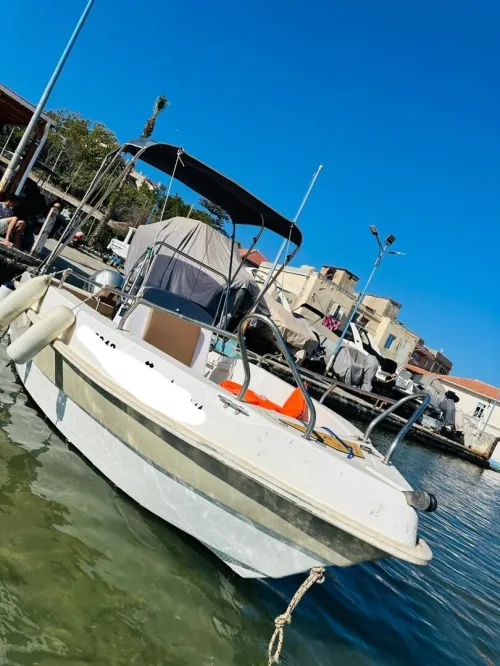 Bateau de plaisance  550 Open année 2023 jijel Naval