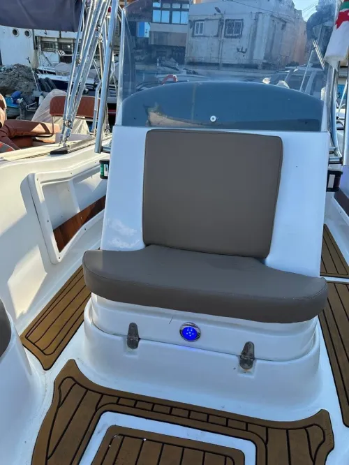 Bateau de plaisance  550 Open année 2023 jijel Naval