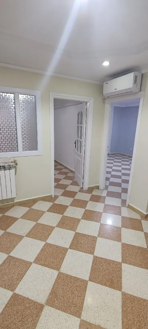 Location Appartement Niveau de villa F2 Alger Draria