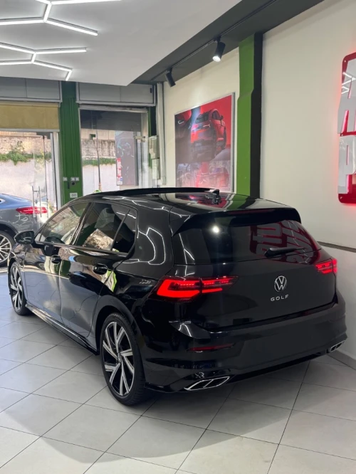 Volkswagen Golf 8 2021 R-Line