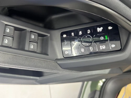 Audi Q5 2025 S line pack black