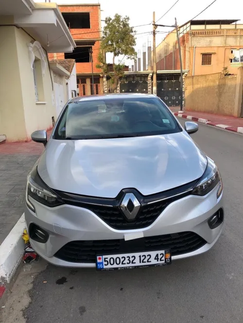 Renault Clio 5 2022 Hitech