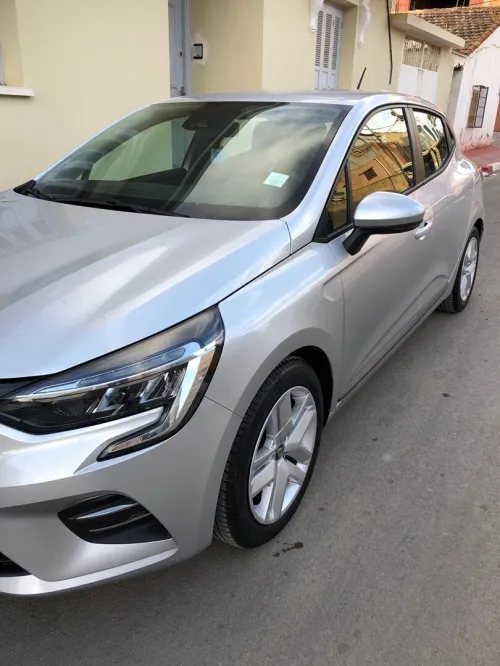 Renault Clio 5 2022 Hitech