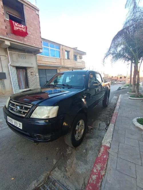 Tata Xenon 2013 