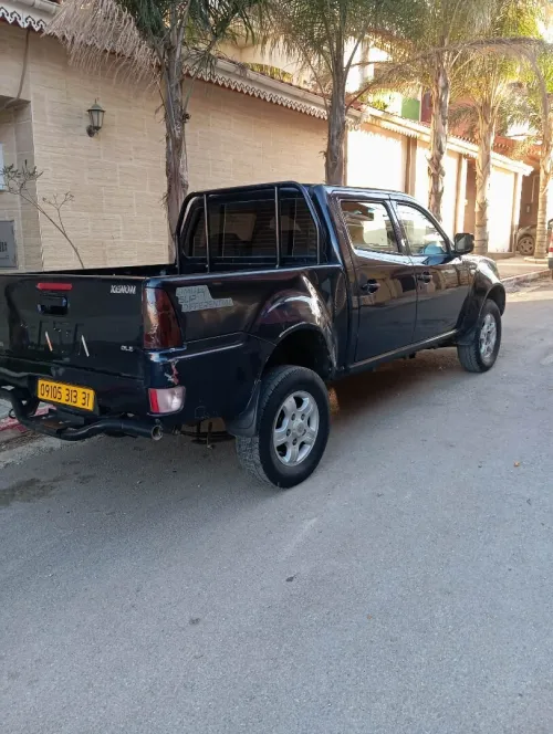 Tata Xenon 2013 